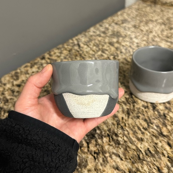 Drippy Pots Bundle of 6 Ceramic Drippy Glazed Cups / Mugs in Powder Blue & Grey - Picture 13 of 14